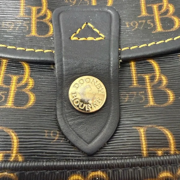 Dooney & Bourke Black and Gold Wristlet - Picture 6 of 7